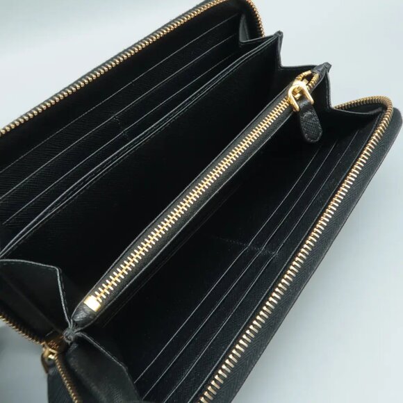 100% Authentic Prada Black Leather Wallet - Picture 10 of 12